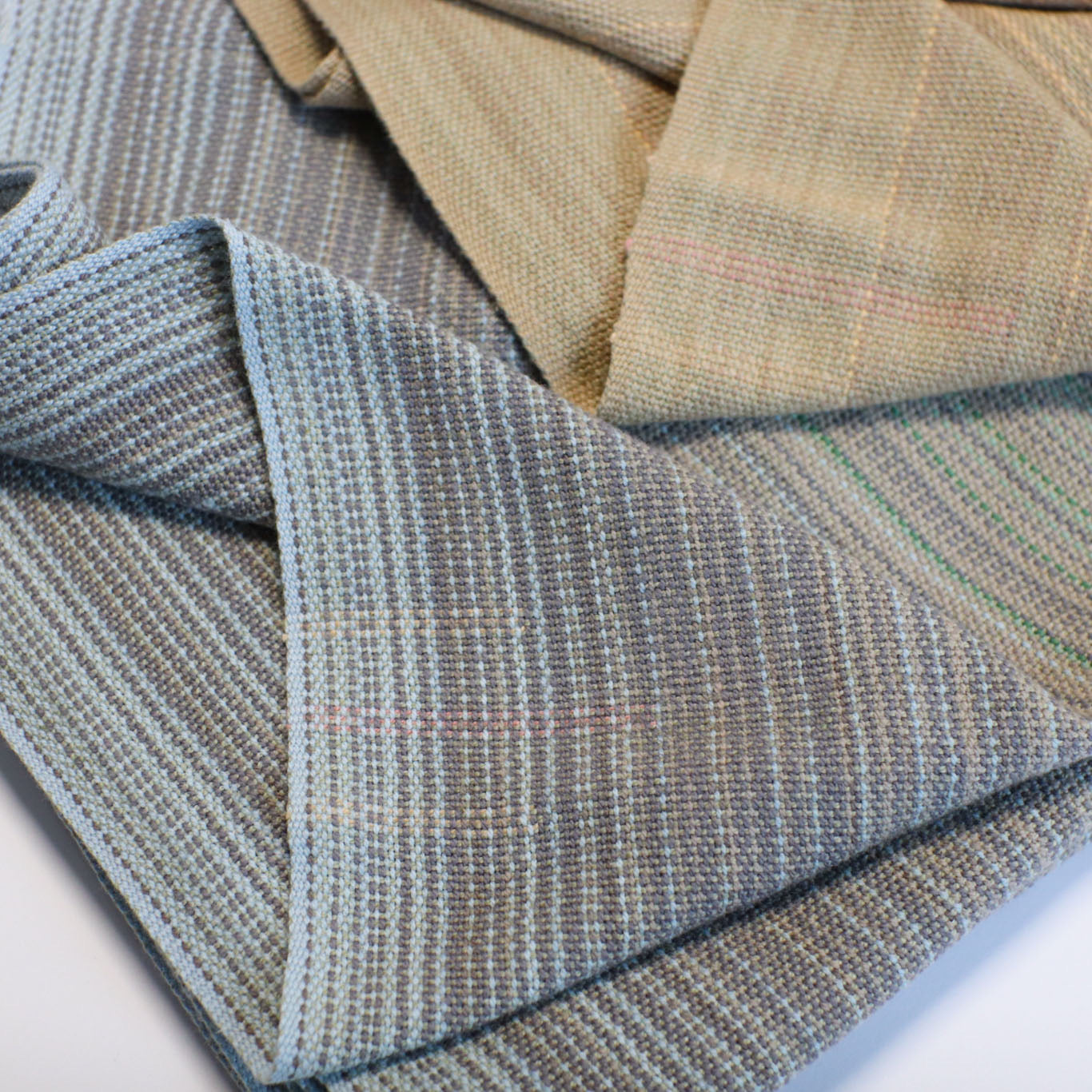 Where the Glacier Breathes 4.6m Color grown cotton weft
